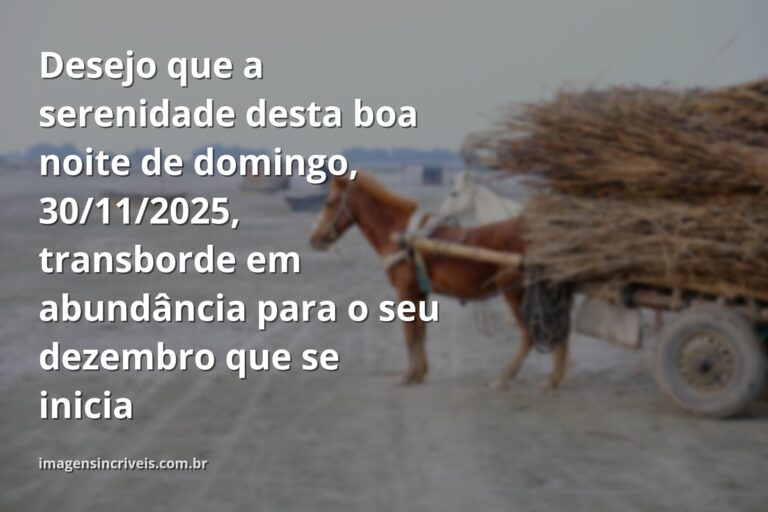 Céu sereno ao entardecer sobre águas calmas, refletindo tons de laranja e azul, transmitindo paz e a promessa de abundância.