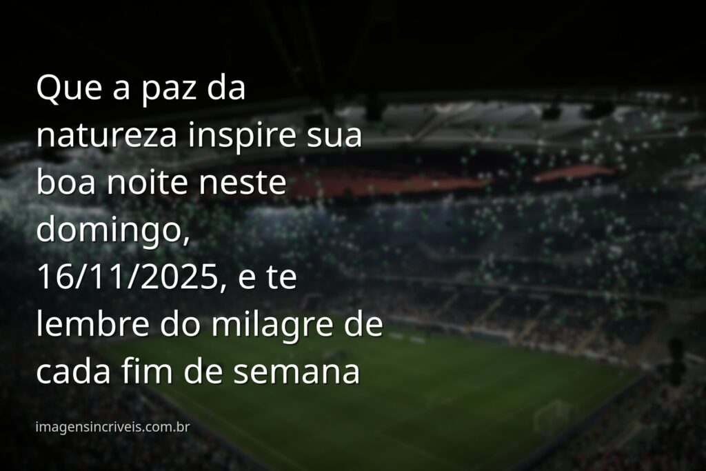Céu crepuscular com tons de laranja e roxo refletido sobre a água calma, evocando a serenidade e o milagre de uma noite de domingo.