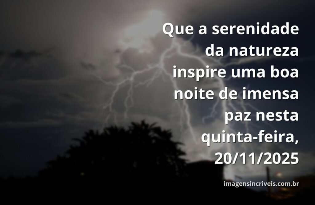 Céu crepuscular com tons suaves de laranja e roxo refletido sobre a superfície calma de um lago, evocando paz e tranquilidade.