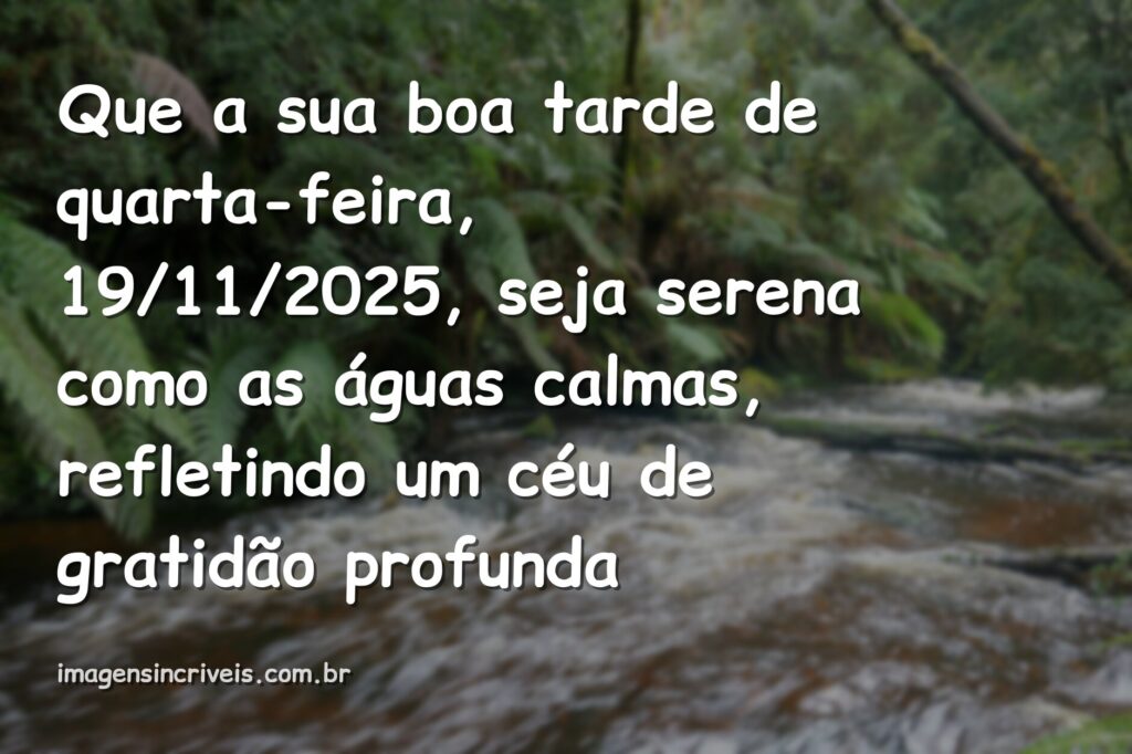 Paisagem serena com céu azul e nuvens refletido em águas cristalinas, transmitindo uma sensação de paz e gratidão profunda.