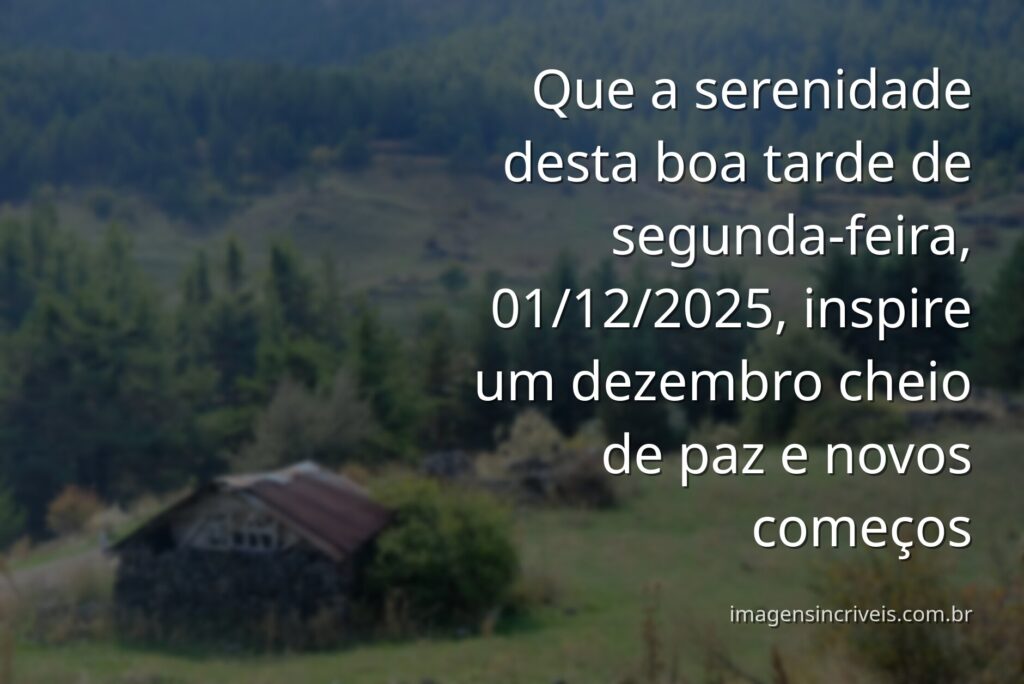 Céu azul com nuvens suaves refletido sobre a superfície calma da água, transmitindo uma sensação de paz e renovação.