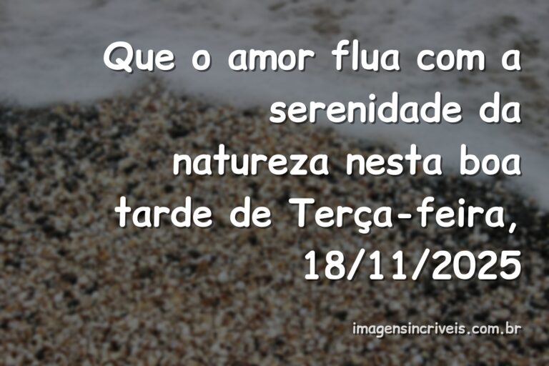 Céu azul com nuvens brancas refletido em águas calmas de um lago, transmitindo um sentimento de paz, amor e tranquilidade.