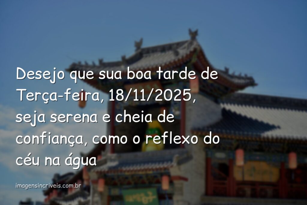 Paisagem serena com céu azul refletido em águas calmas, simbolizando a paz e a confiança de uma tarde tranquila.