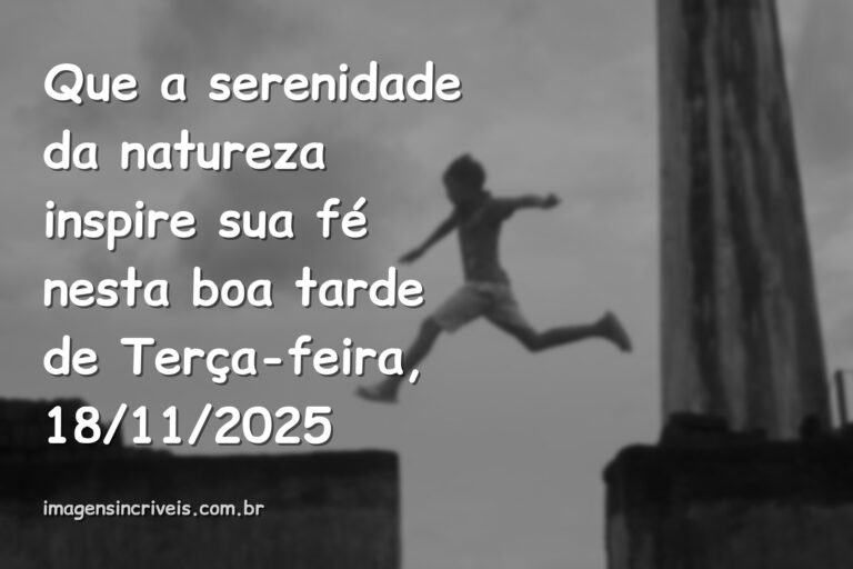 Céu alaranjado ao entardecer refletido em águas tranquilas, evocando um sentimento de paz, esperança e fé.