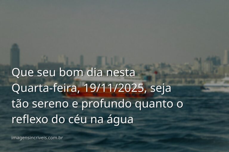Céu sereno com nuvens brancas refletido na superfície calma de um lago, evocando um sentimento de paz e reflexão matinal.