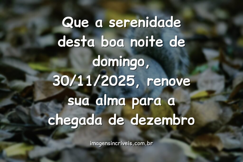 Paisagem serena com céu crepuscular refletido na água calma, transmitindo uma sensação de paz e renovação de fim de dia.