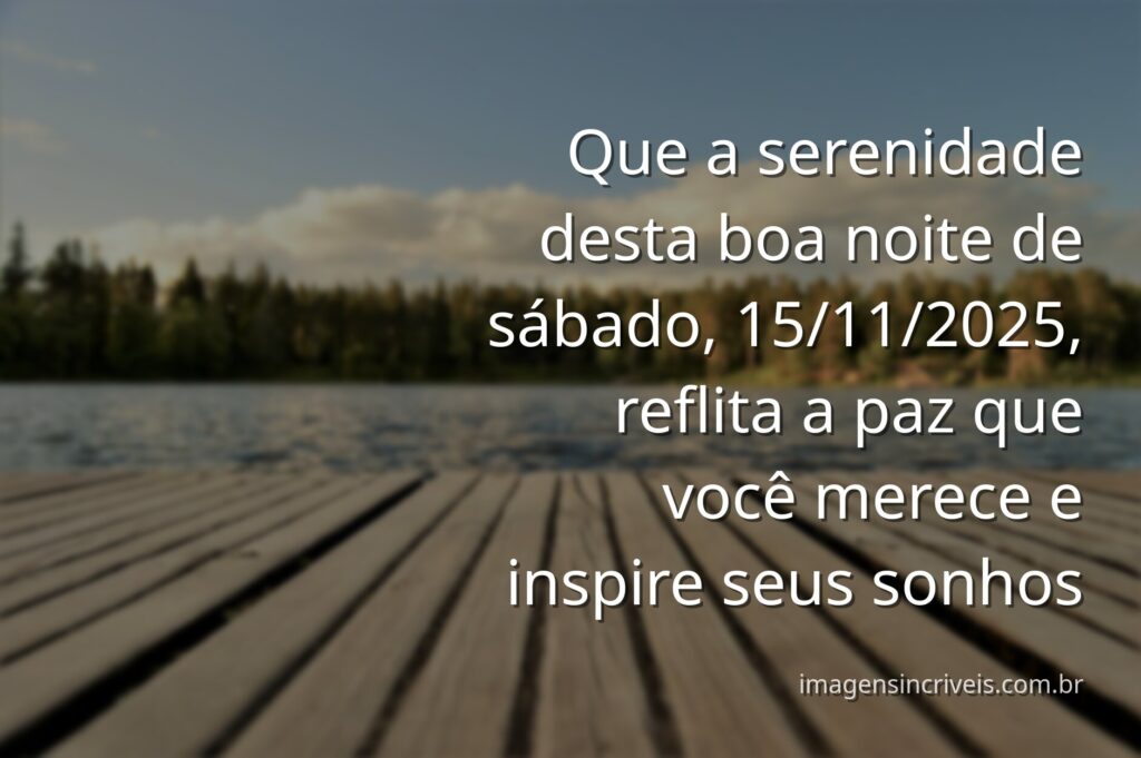 Céu do entardecer com tons de rosa e laranja refletido sobre a água calma de um lago, inspirando paz e motivação para uma boa noite.