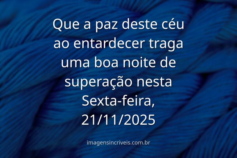 Céu em tons de laranja e roxo refletido sobre a água calma de um lago ao anoitecer, inspirando um sentimento de paz e superação.