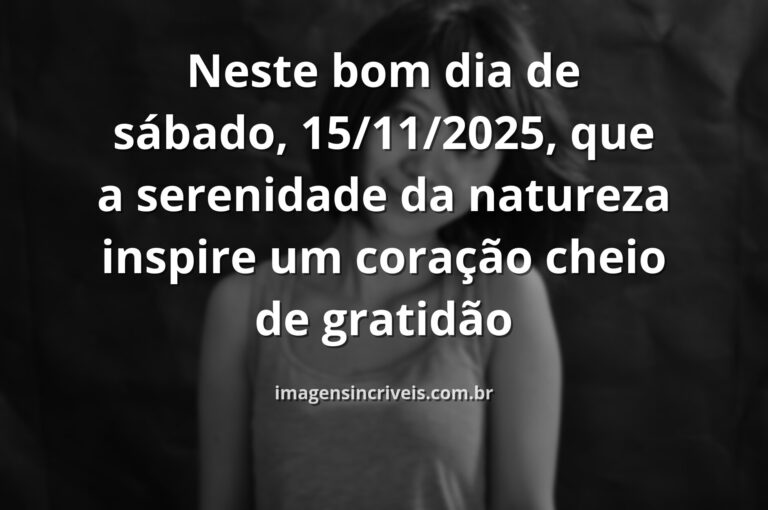 Céu da manhã com cores suaves refletido sobre a superfície calma de um lago, transmitindo paz e gratidão.