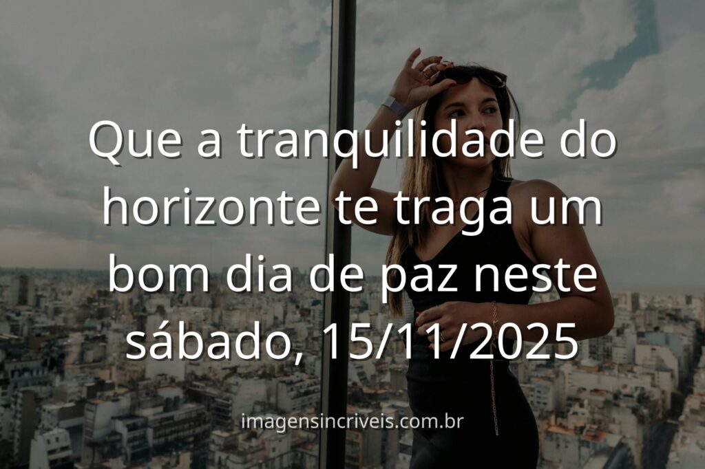 Paisagem serena com céu e água se encontrando no horizonte, transmitindo uma profunda sensação de paz e calma para o sábado.
