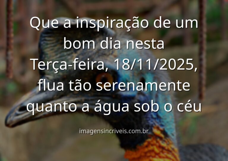 Céu azul refletido na água calma de um lago ao amanhecer, transmitindo paz e inspiração para um novo dia.