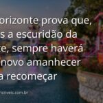 Céu vasto com tons de amanhecer sobre um oceano calmo, transmitindo uma sensação de esperança, renovação e a promessa de um novo começo.