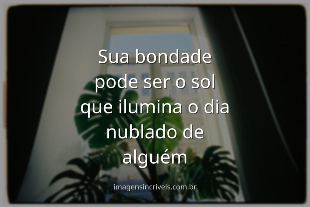 Paisagem serena com céu e água refletindo a luz do sol, inspirando sentimentos de paz, esperança e a beleza da bondade.