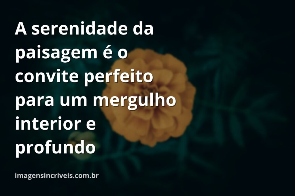 Céu azul e nuvens se espelhando na superfície calma de um lago, transmitindo uma sensação de paz e profunda reflexão interior.