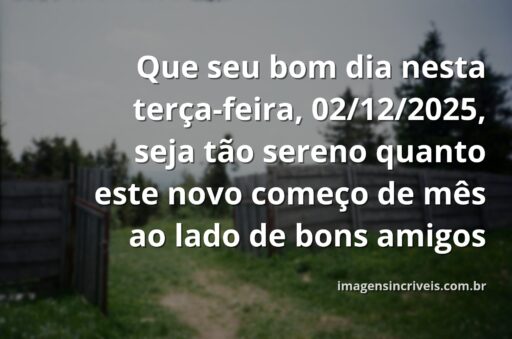 Paisagem serena de um lago refletindo o céu azul ao amanhecer, transmitindo a paz e a renovação da amizade no começo do mês.