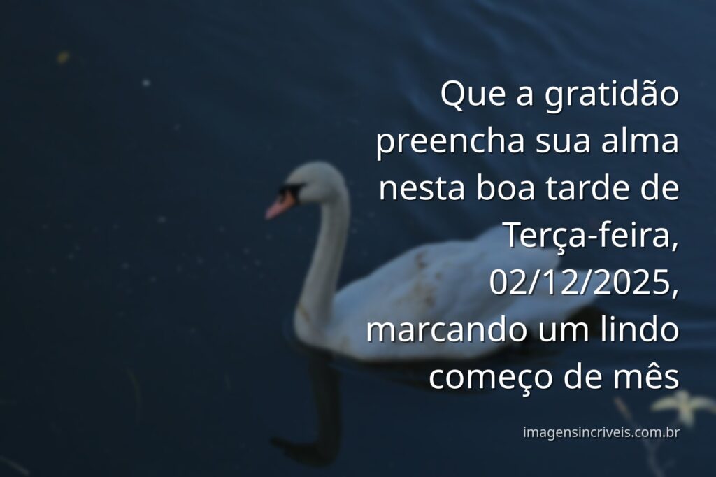 Paisagem serena com céu azul e nuvens brancas refletidas na água calma, evocando paz e gratidão neste início de mês.