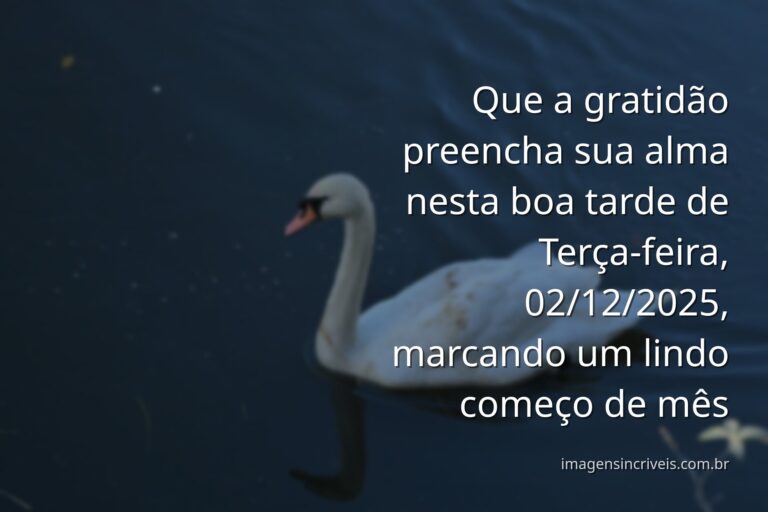 Paisagem serena com céu azul e nuvens brancas refletidas na água calma, evocando paz e gratidão neste início de mês.